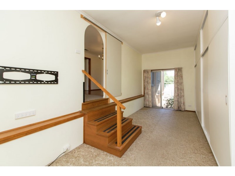 12 Mallory Street, Ashmont NSW 2650