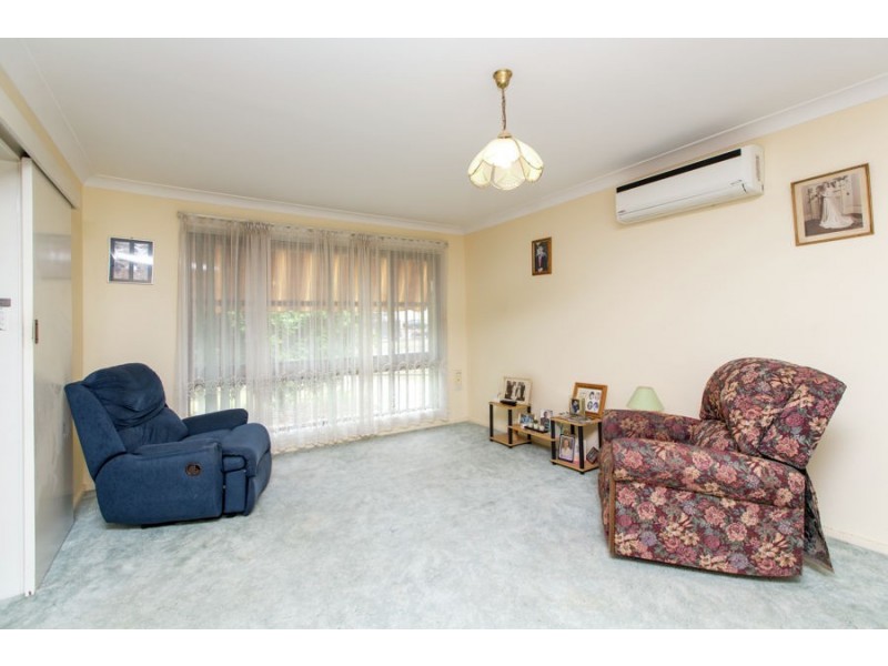 22 Temerloh Avenue, Tolland NSW 2650