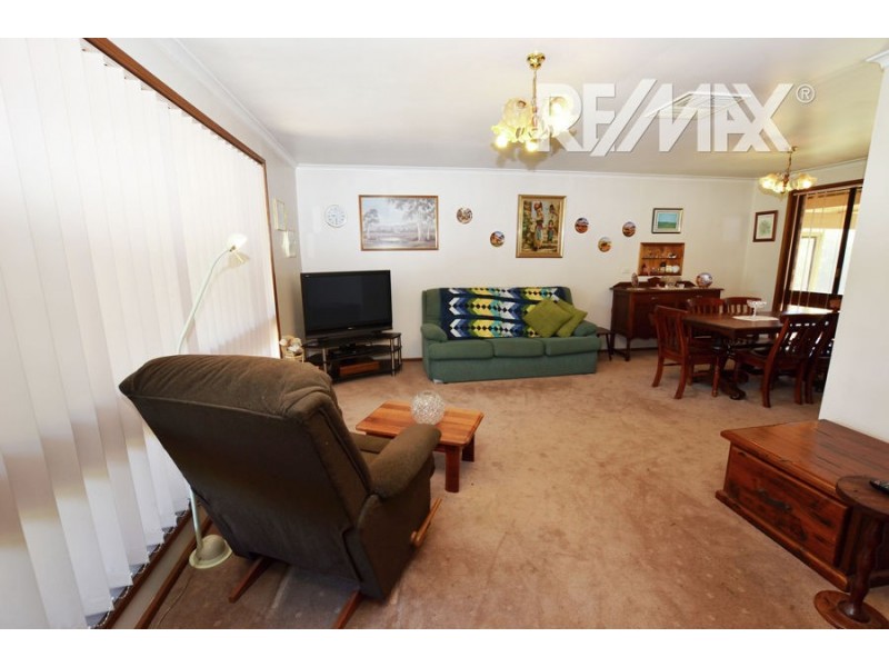 14 Ilex Street, Lake Albert NSW 2650