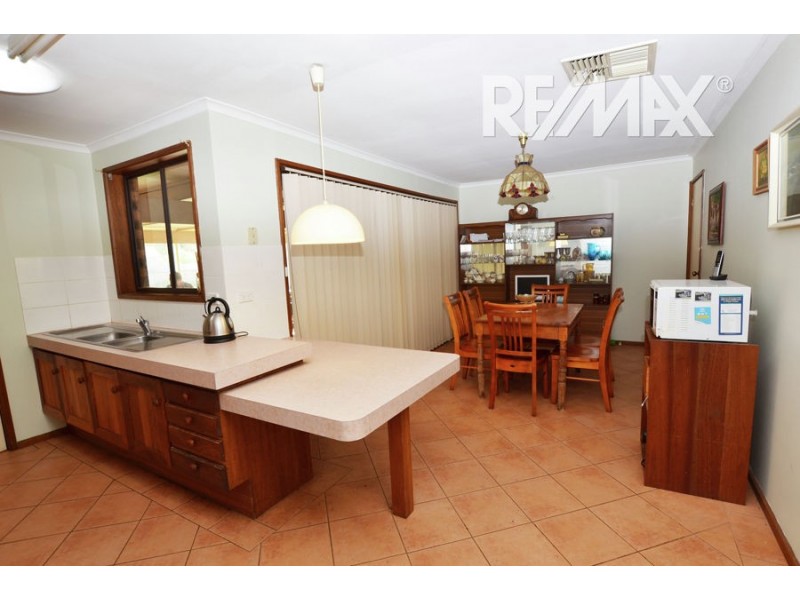 14 Ilex Street, Lake Albert NSW 2650