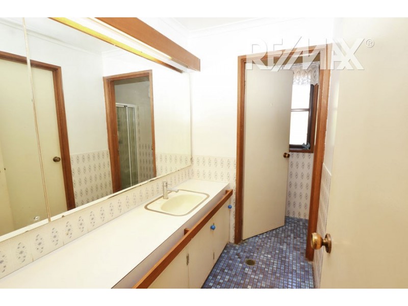 14 Ilex Street, Lake Albert NSW 2650