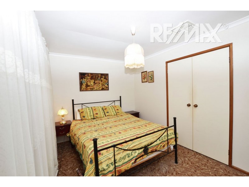 14 Ilex Street, Lake Albert NSW 2650