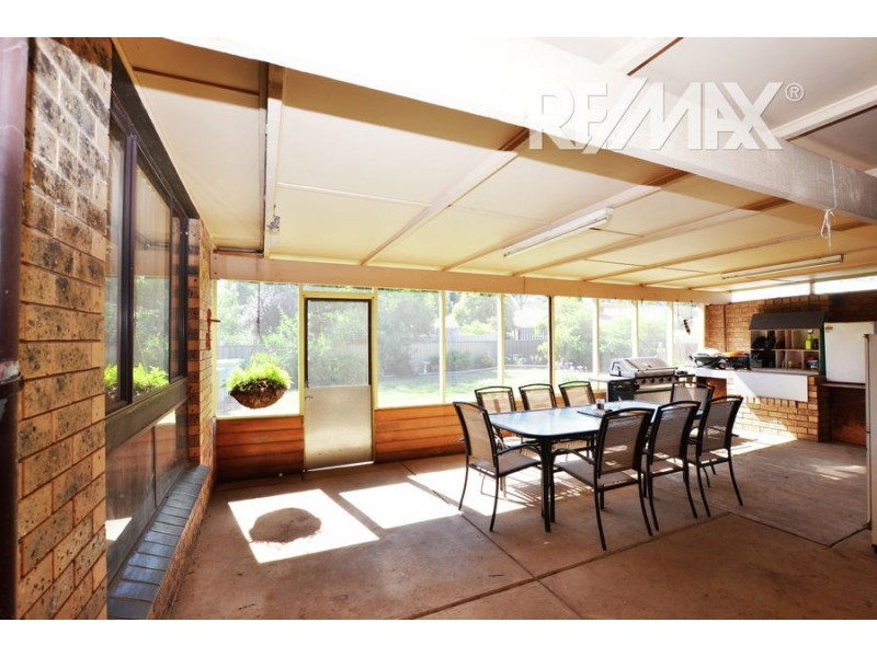 14 Ilex Street, Lake Albert NSW 2650