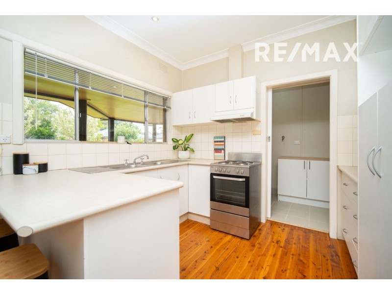 5 Marconi Street, Kooringal NSW 2650