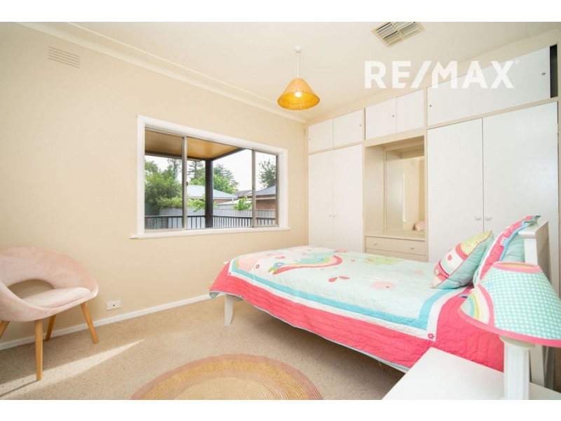 5 Marconi Street, Kooringal NSW 2650