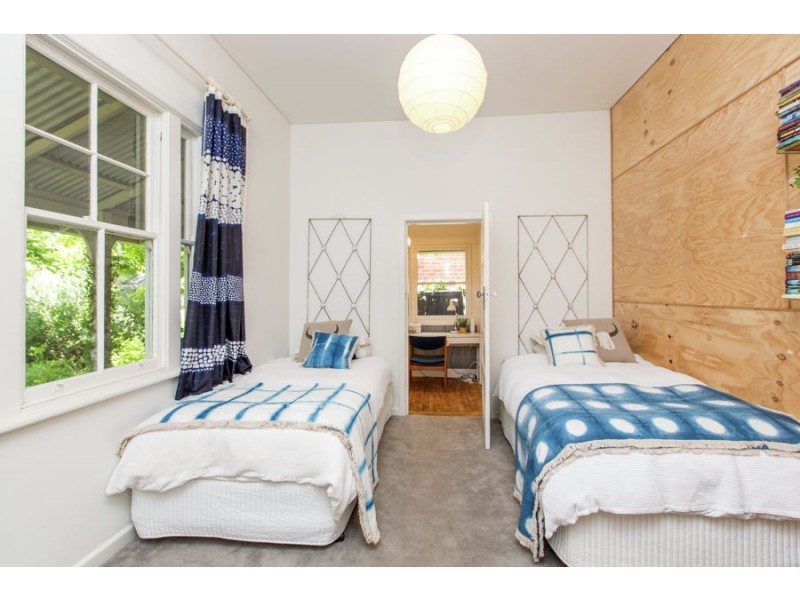 18 Albert St, Wagga Wagga NSW 2650