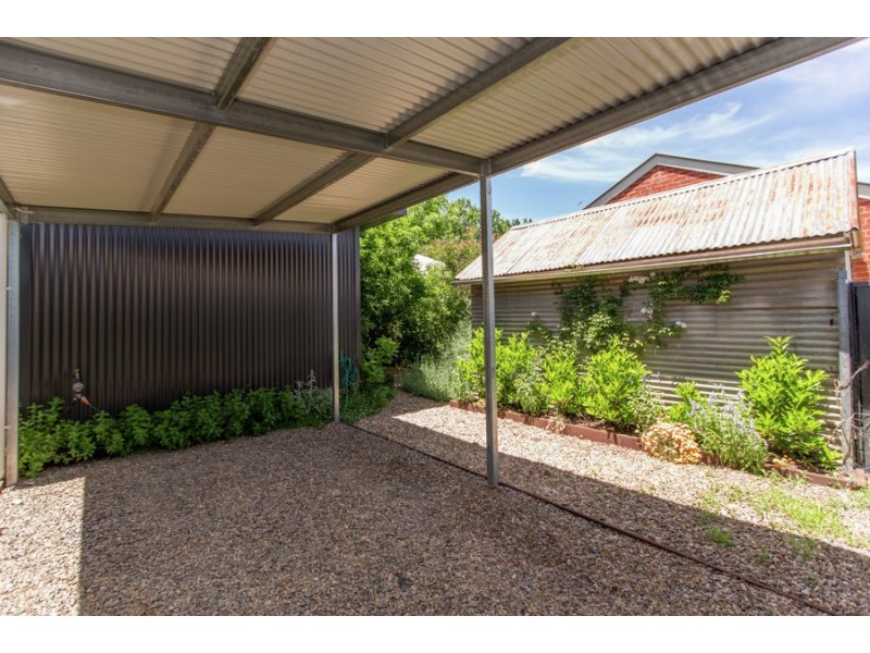 18 Albert St, Wagga Wagga NSW 2650