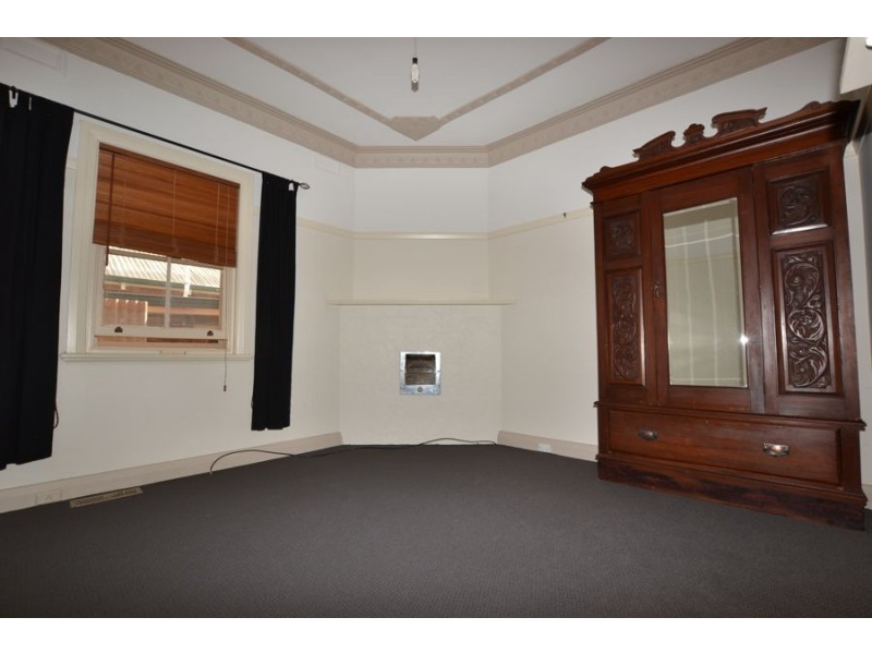 25 Edmondson Street, Wagga Wagga NSW 2650