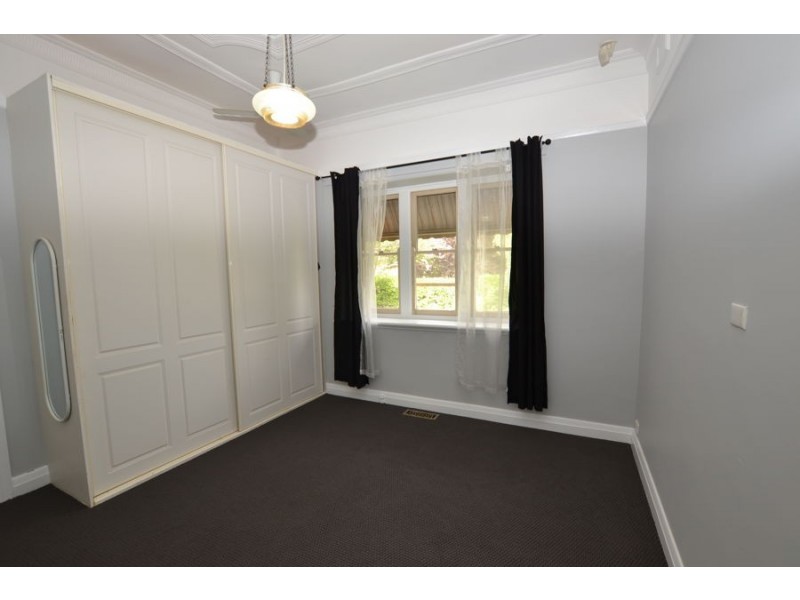 25 Edmondson Street, Wagga Wagga NSW 2650