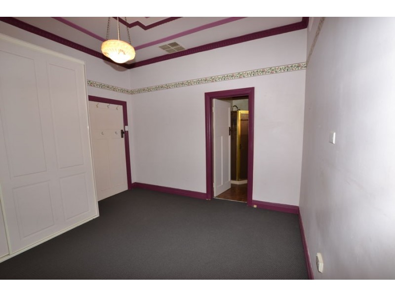 25 Edmondson Street, Wagga Wagga NSW 2650