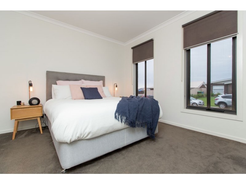 4 Cunjegong Loop, Gobbagombalin NSW 2650