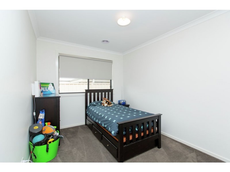 4 Cunjegong Loop, Gobbagombalin NSW 2650