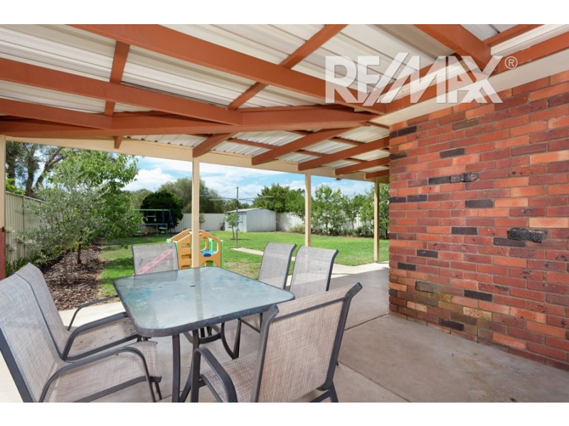 29 Grevillea Crescent, Lake Albert NSW 2650