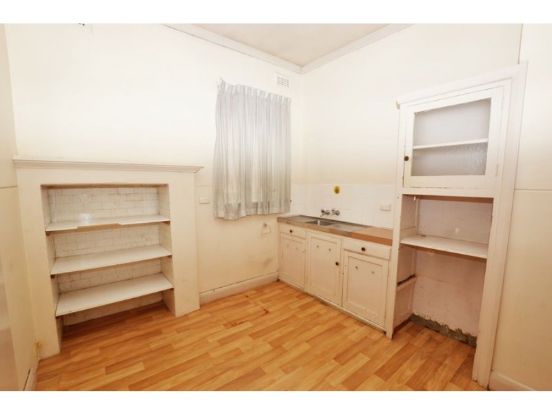 46 Docker Street, Wagga Wagga NSW 2650