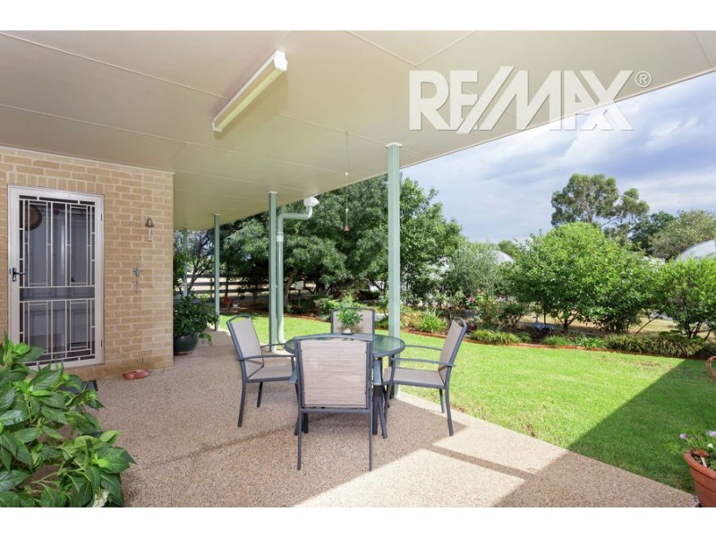 6 Thomas Street, Currawarna NSW 2650