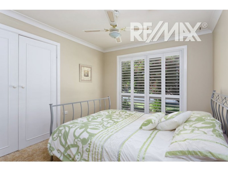 2 Balmoral Crescent, Lake Albert NSW 2650