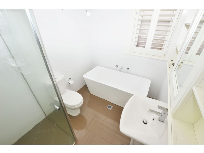 31 Mitchelmore Street, Turvey Park NSW 2650