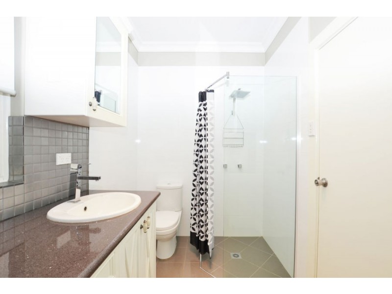 31 Mitchelmore Street, Turvey Park NSW 2650