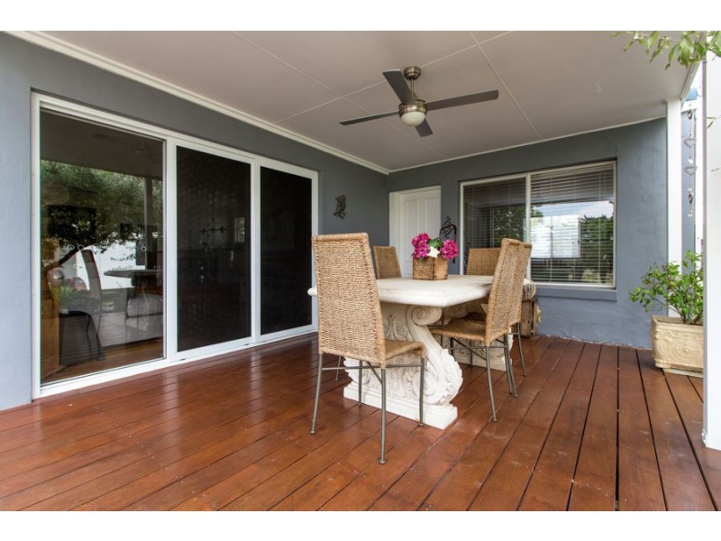 14 Silverwood Road, Lake Albert NSW 2650