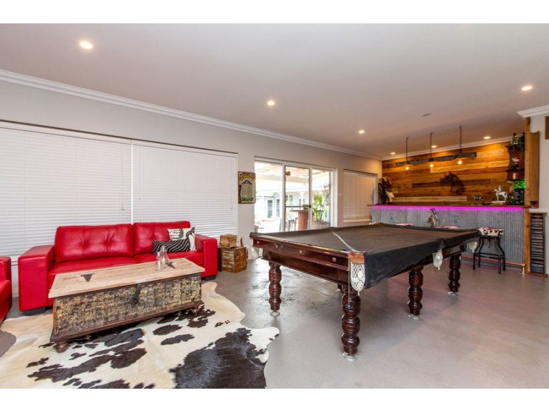 14 Silverwood Road, Lake Albert NSW 2650