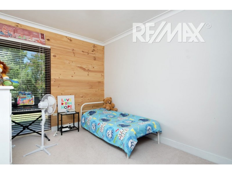 23 Dalkeith Avenue, Lake Albert NSW 2650