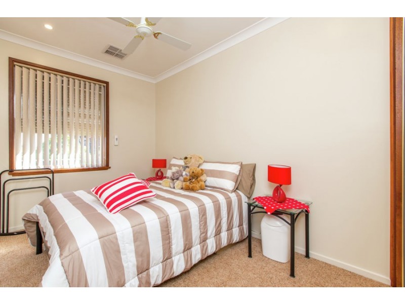 5 Cox Avenue, Forest Hill NSW 2651