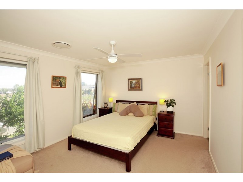 4 Durack Circuit, Boorooma NSW 2650