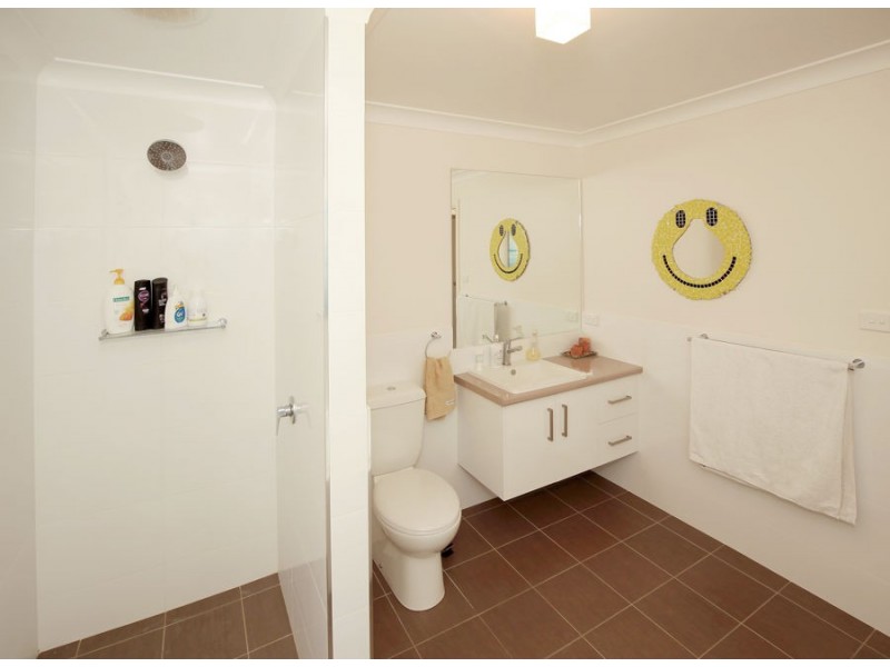 4 Durack Circuit, Boorooma NSW 2650