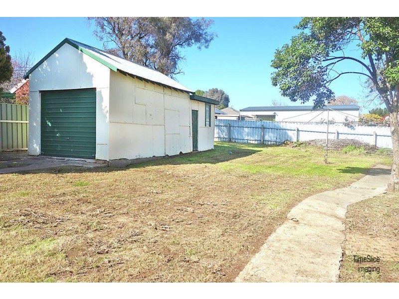 158 Fernleigh Road, Mount Austin NSW 2650