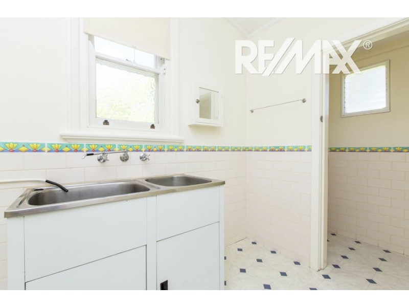 26 Docker Street, Wagga Wagga NSW 2650