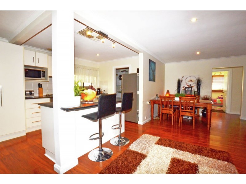 21 Menzies Avenue, Kooringal NSW 2650