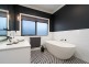 8 Ross Parkway, Gobbagombalin NSW 2650