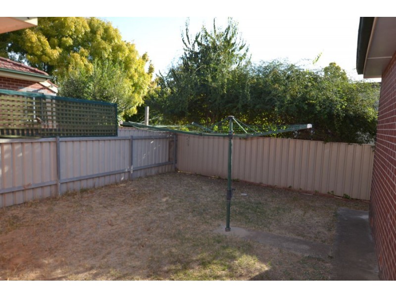 2 Sullivan Avenue, Wagga Wagga NSW 2650
