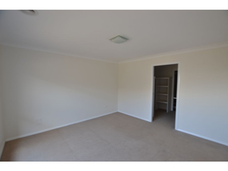 14 St Pauls Place, Estella NSW 2650