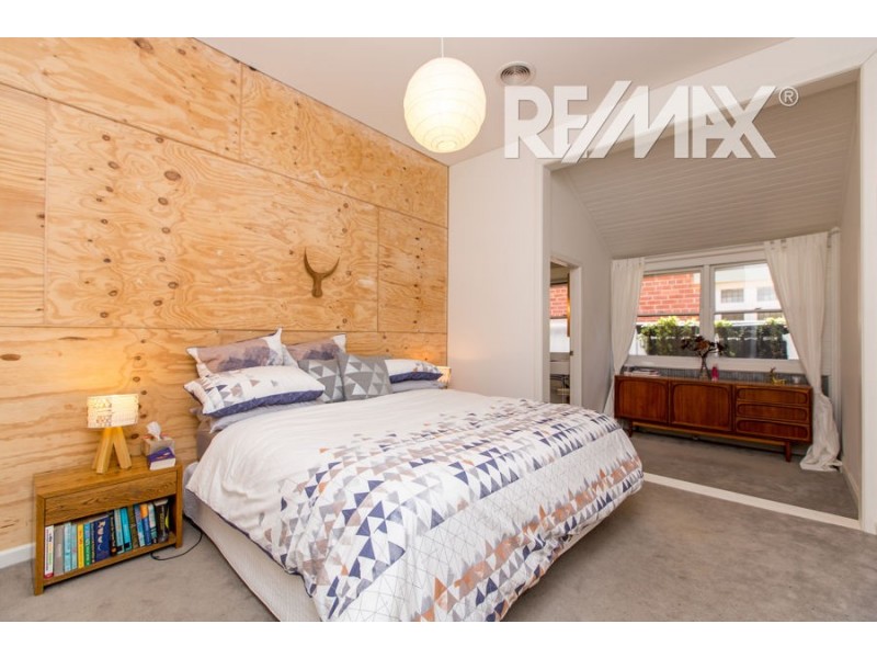 18 Albert Street, Wagga Wagga NSW 2650