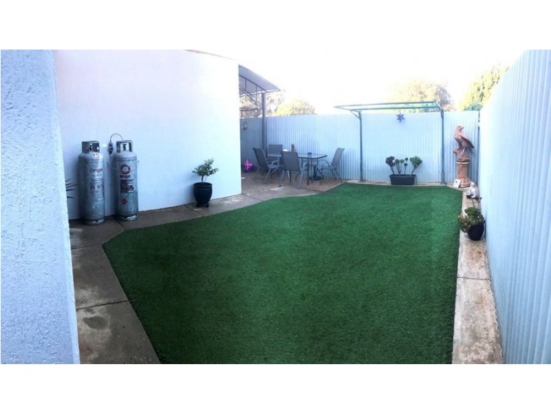 2/65 Crampton Street, Wagga Wagga NSW 2650