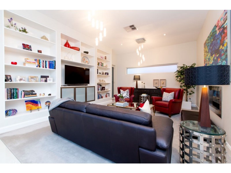 74 Thorne Street, Wagga Wagga NSW 2650