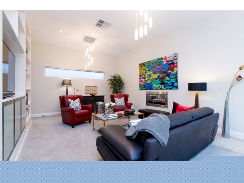 74 Thorne Street, Wagga Wagga NSW 2650