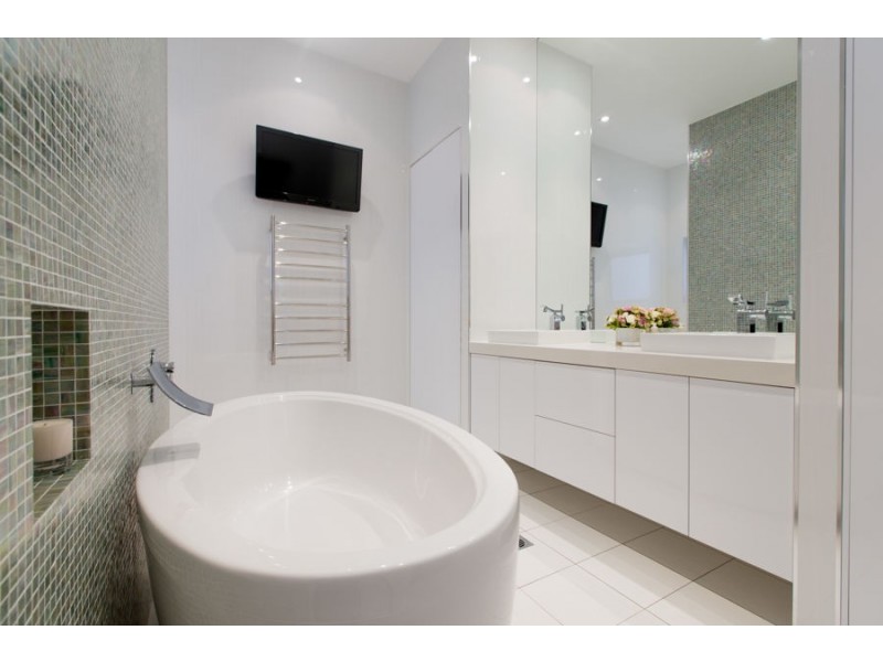 74 Thorne Street, Wagga Wagga NSW 2650