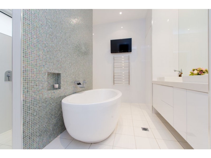 74 Thorne Street, Wagga Wagga NSW 2650