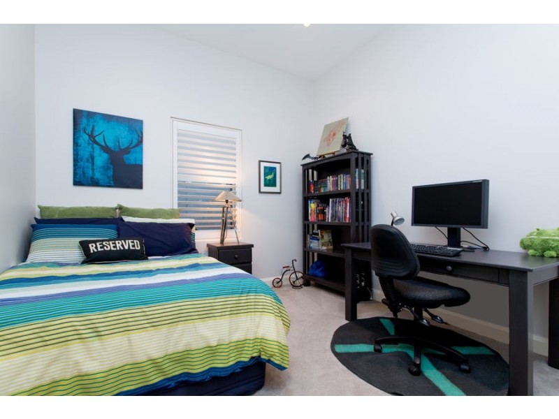 74 Thorne Street, Wagga Wagga NSW 2650