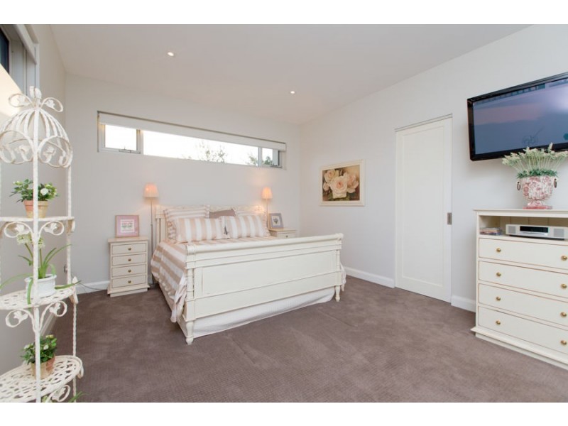 74 Thorne Street, Wagga Wagga NSW 2650