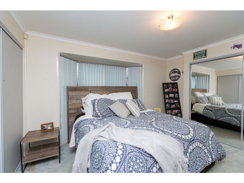 74 Maple Road, Lake Albert NSW 2650