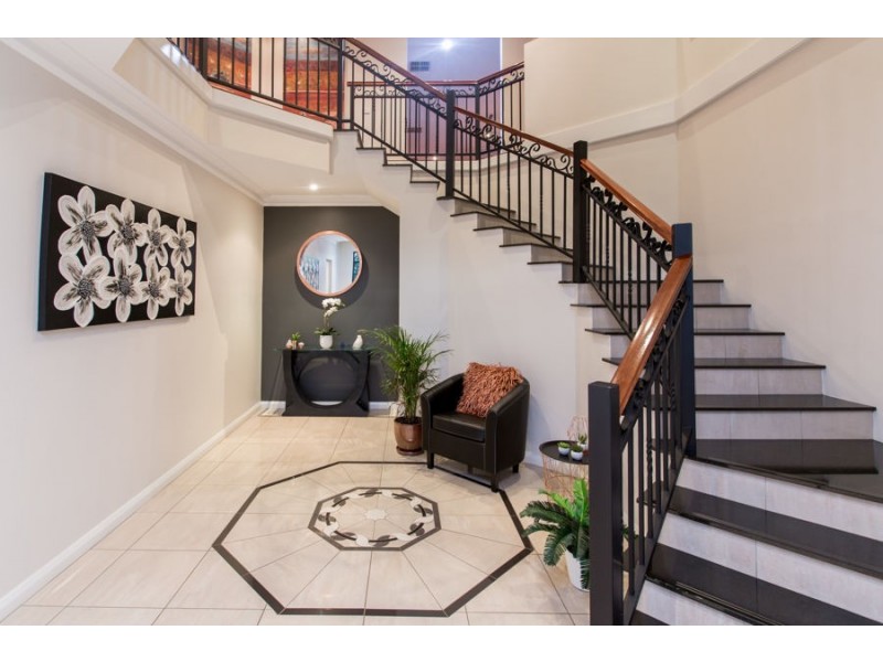 21 Atherton Crescent, Tatton NSW 2650