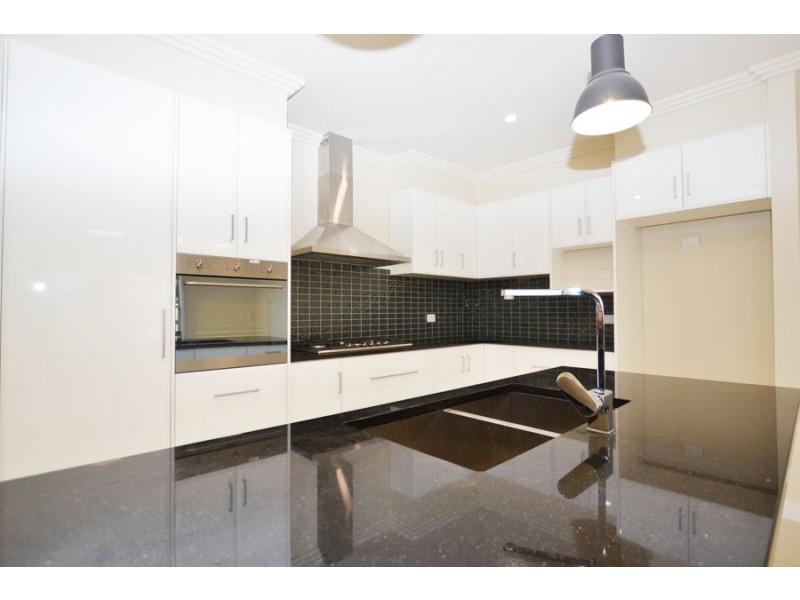 2/1 Buller Place, Tatton NSW 2650