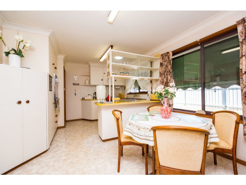 57 Jasmin Crescent, Lake Albert NSW 2650