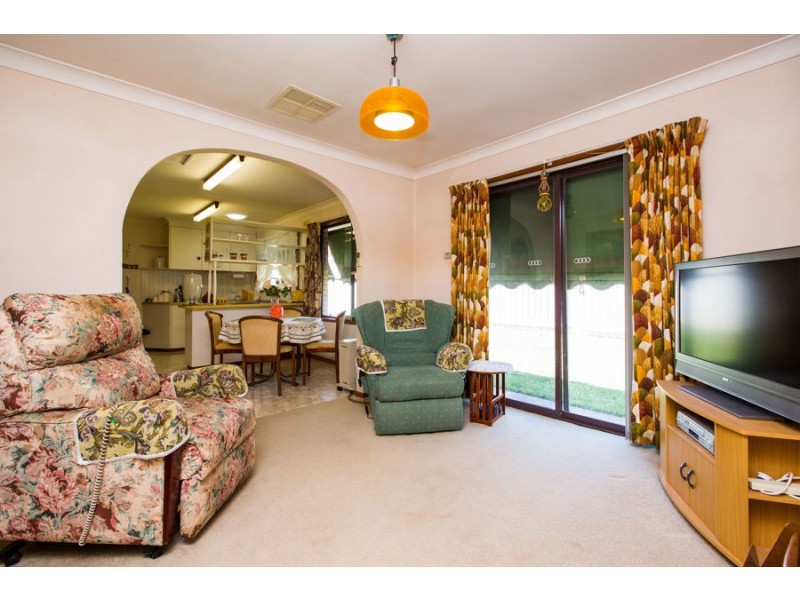57 Jasmin Crescent, Lake Albert NSW 2650