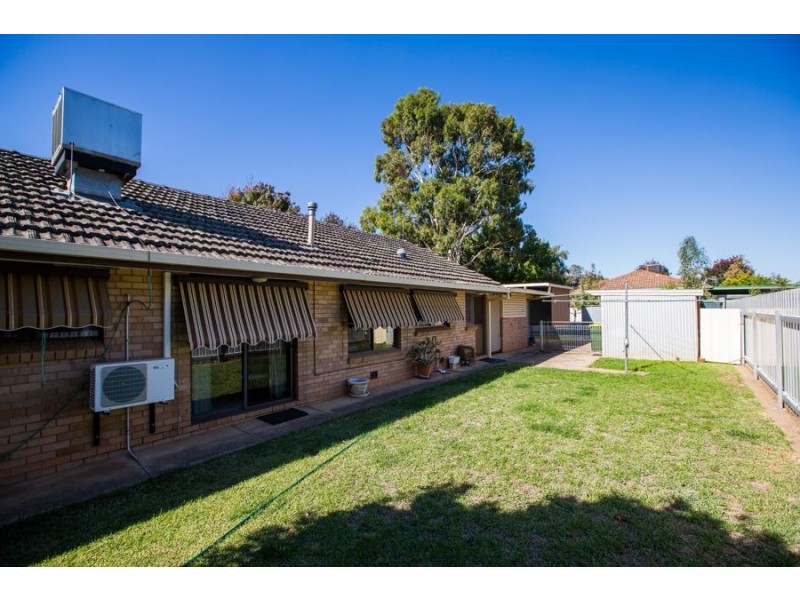57 Jasmin Crescent, Lake Albert NSW 2650