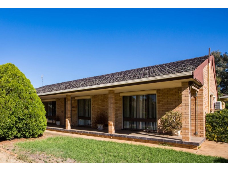 57 Jasmin Crescent, Lake Albert NSW 2650