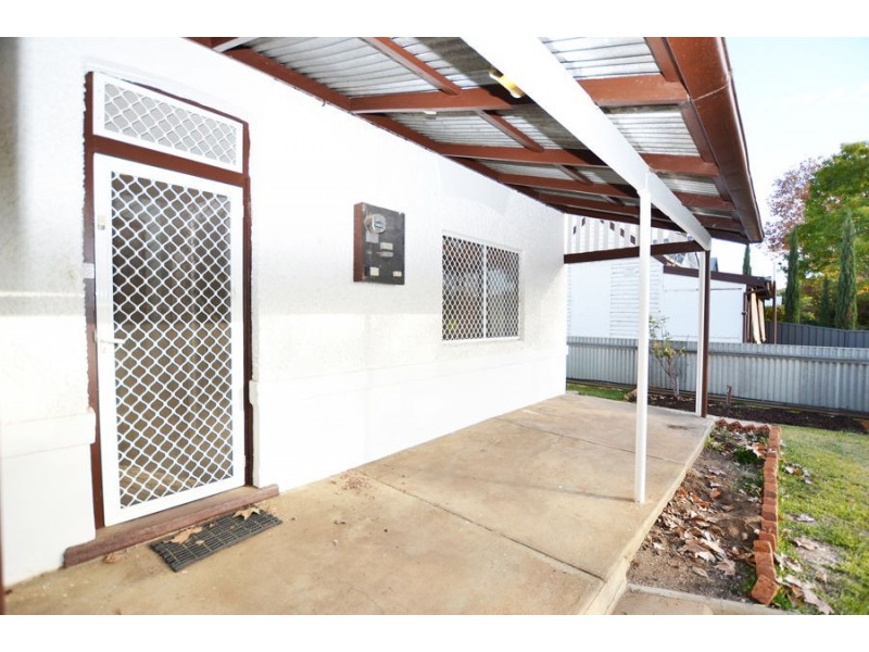 56 Crampton Street, Wagga Wagga NSW 2650